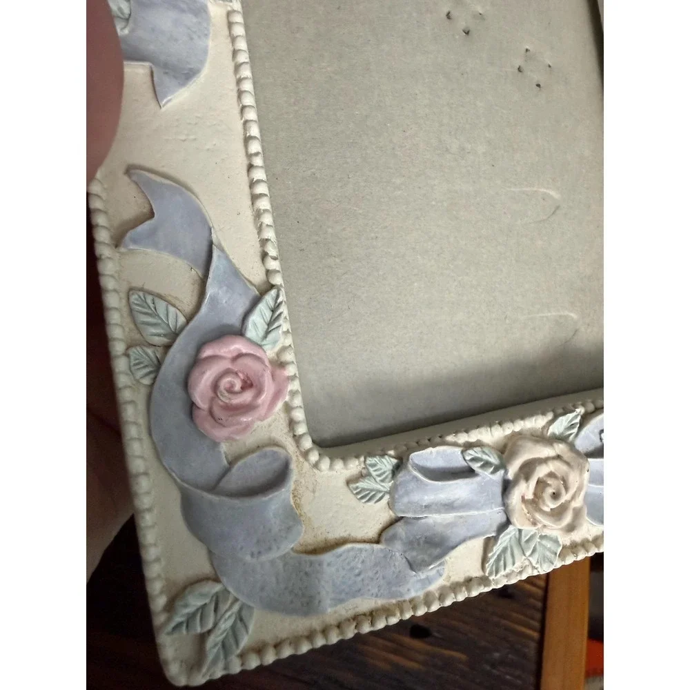 Vintage Flower and Ribbon Ceramic Frame